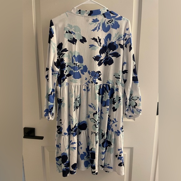 Ellen Tracy Blue and White Floral Midi Dress